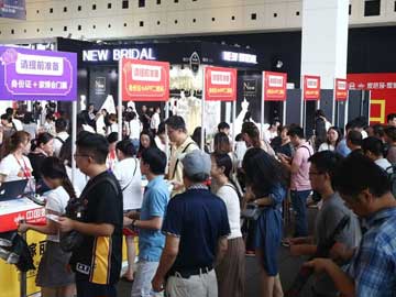 西咸家博会现场图之二